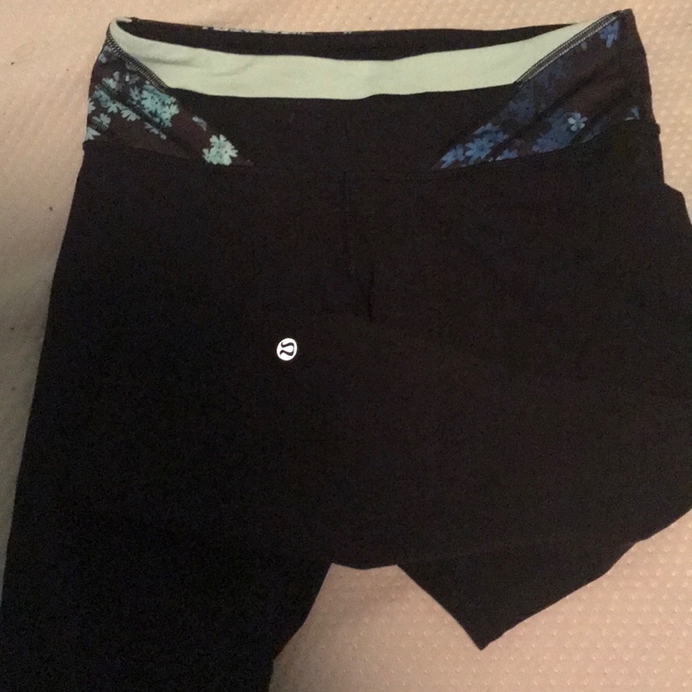 Lululemon crops